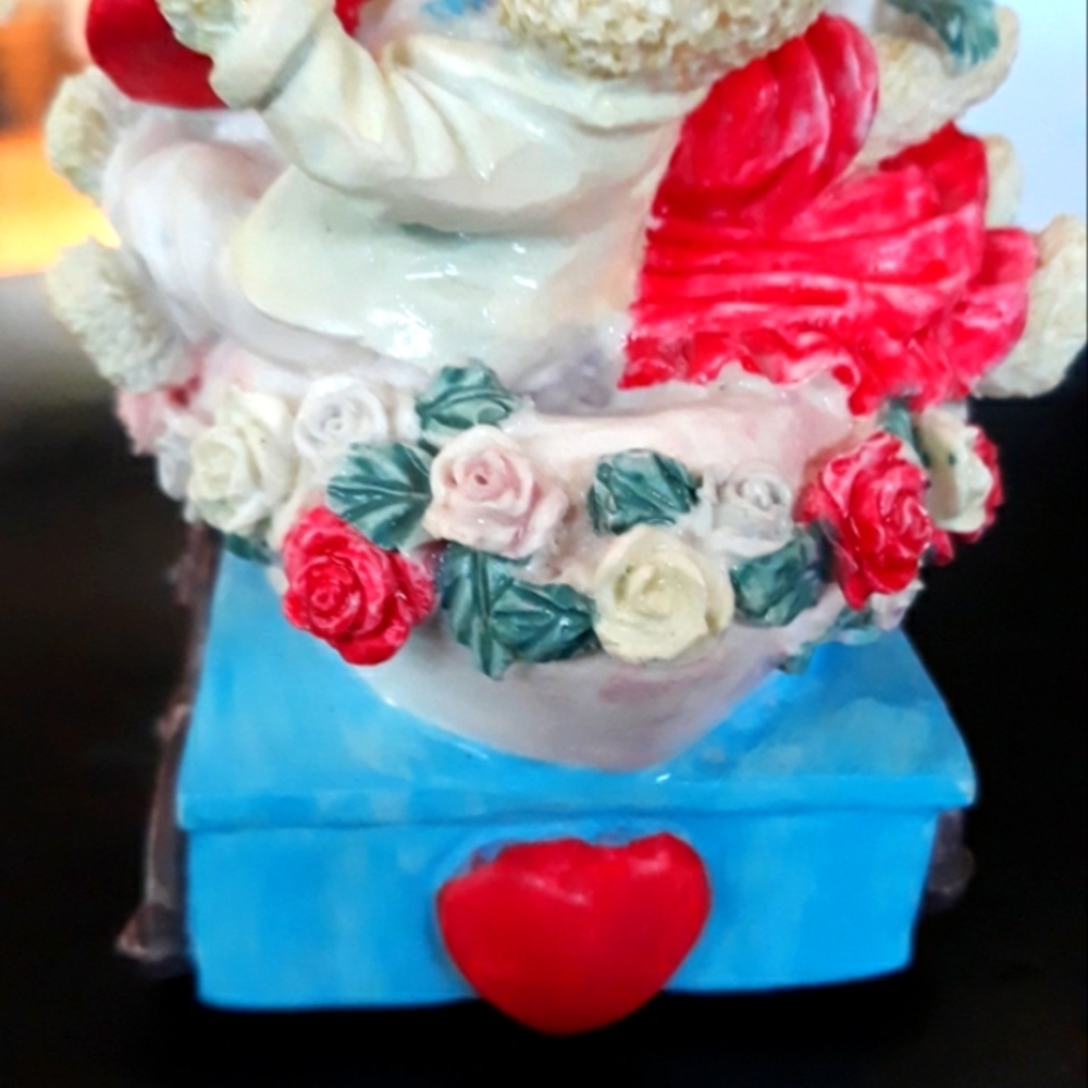 County Cubs, Porcelain Bride & Groom - Picture 10 of 12